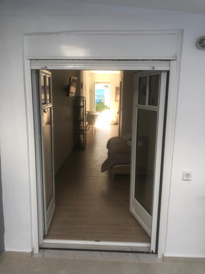 Chris3 Apartment Kalamata Exterior photo